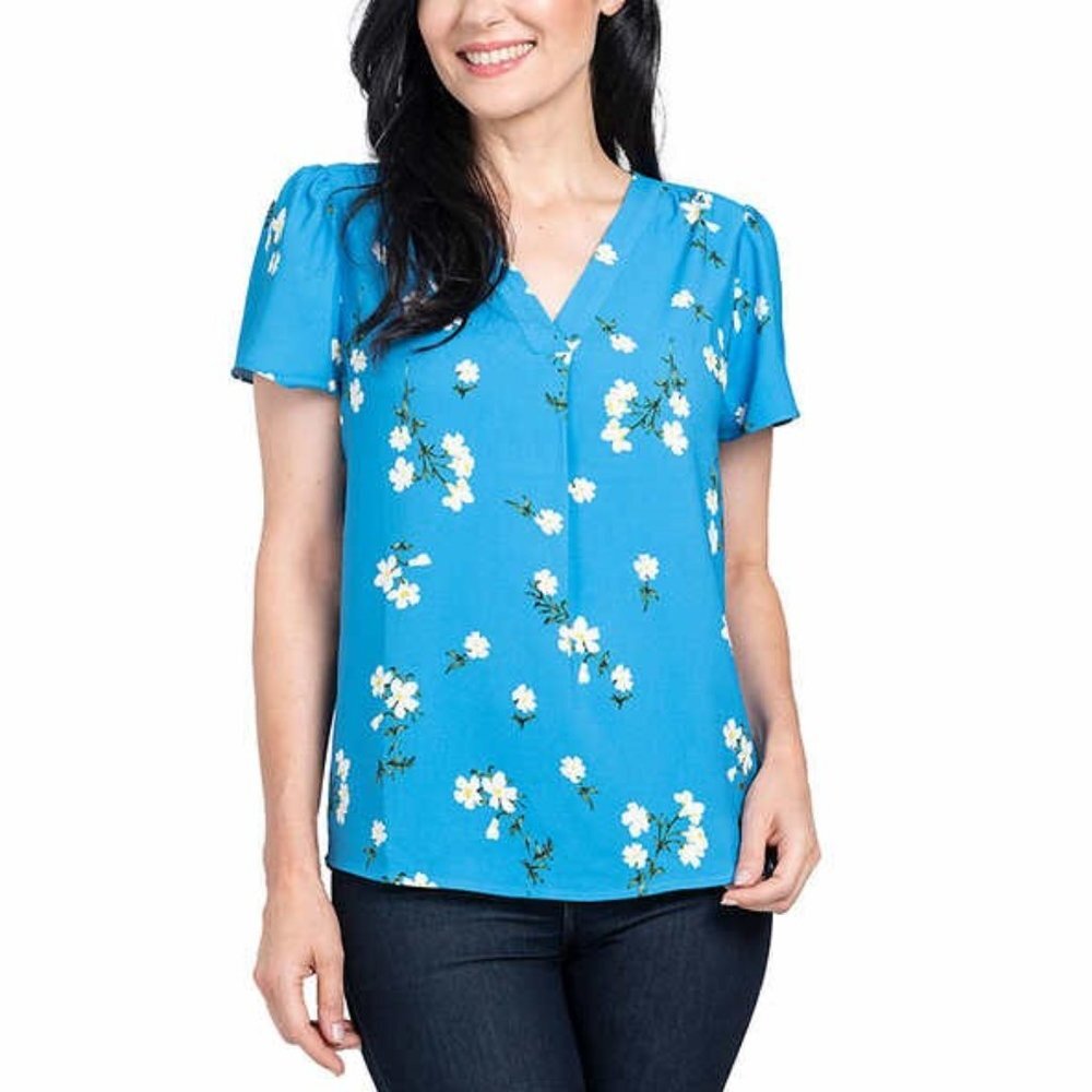 Hilary Radley Women's Blue Floral V-Neck Blouse Small
